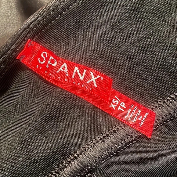 Spanx 2437 Faux Leather Leggings XS Petite - Picture 3 of 10